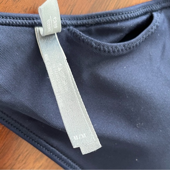 Aerie Navy Bikini Top with Green Accent size medium - Picture 5 of 6